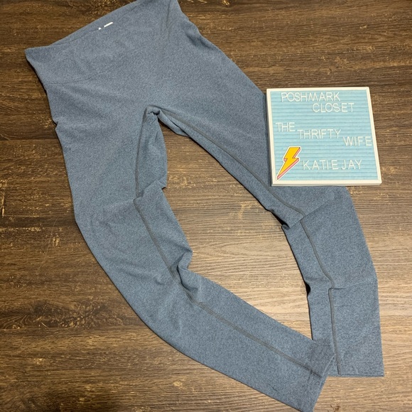 Mini Beast Squat Proof High Waist Scrunch Legging - Picture 3 of 6